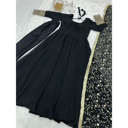 Presenting Black Georgette Gown Dupatta Full Set With Pent Ready To Wear